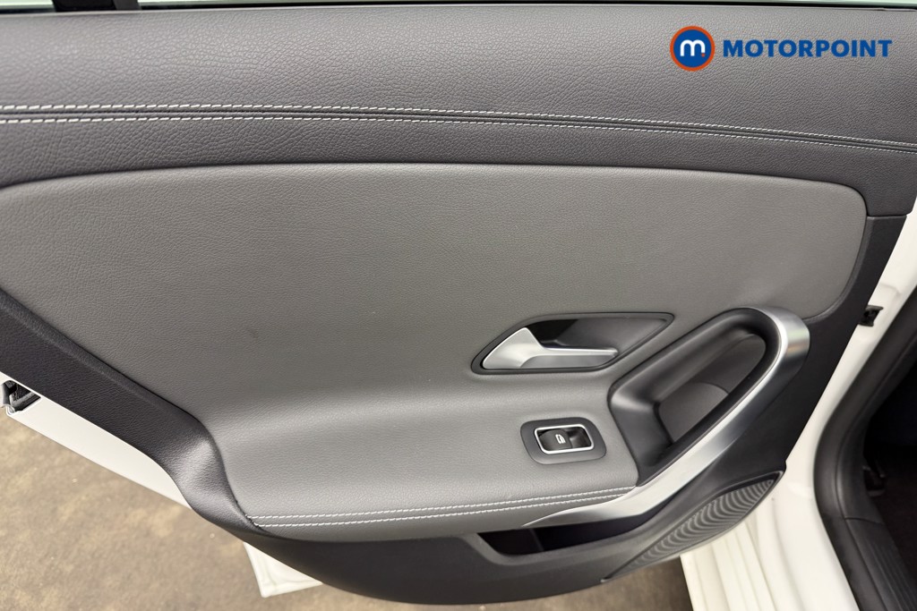 Mercedes-Benz CLA Amg Line Automatic Petrol Plug-In Hybrid Estate - Stock Number (1601397) - 16th supplementary image