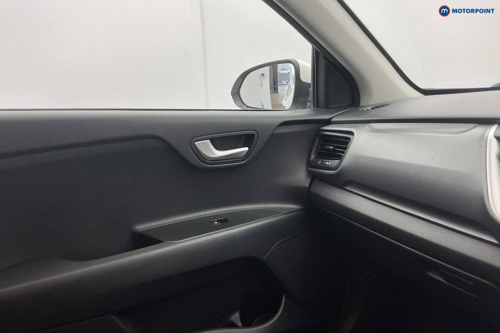 KIA Stonic 2 Manual Petrol SUV - Stock Number (1610043) - 20th supplementary image