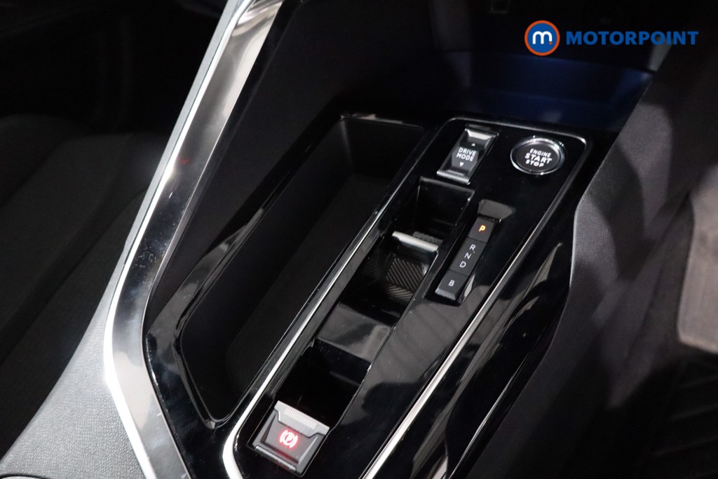 Peugeot 3008 Allure Automatic Petrol Plug-In Hybrid SUV - Stock Number (1611128) - 15th supplementary image