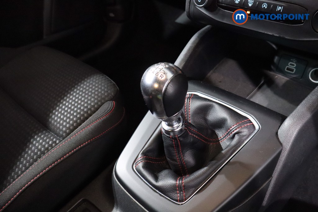 Ford Focus St-Line Manual Petrol Estate - Stock Number (1611836) - 19th supplementary image