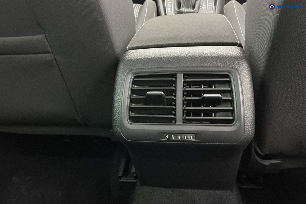 Volkswagen Golf GTD Automatic Diesel Hatchback - Stock Number (1613946) - 8th supplementary image