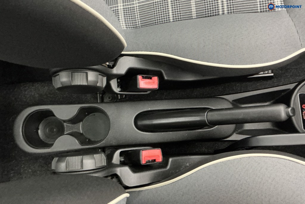 Fiat 500 Lounge Manual Petrol Hatchback - Stock Number (1614377) - 18th supplementary image