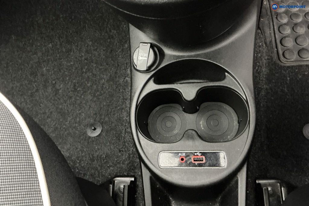 Fiat 500 Lounge Manual Petrol Hatchback - Stock Number (1614377) - 19th supplementary image