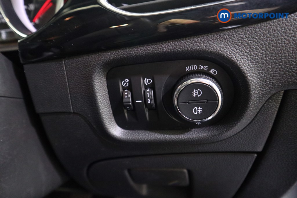 Vauxhall Astra SRI Manual Petrol Hatchback - Stock Number (1615965) - 11th supplementary image