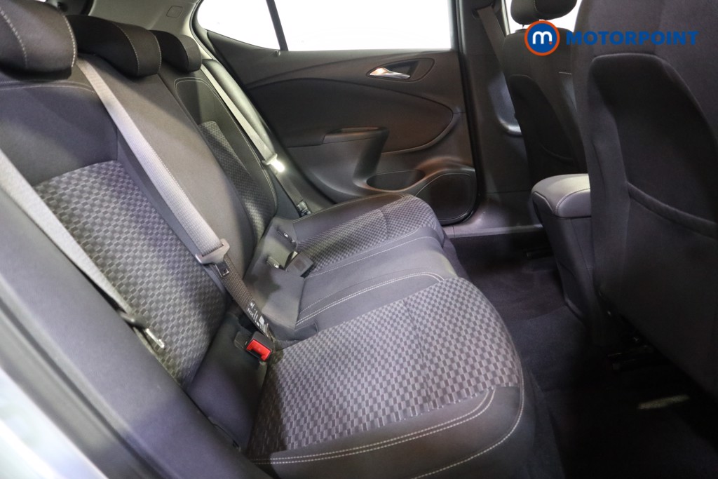 Vauxhall Astra SRI Manual Petrol Hatchback - Stock Number (1615965) - 16th supplementary image