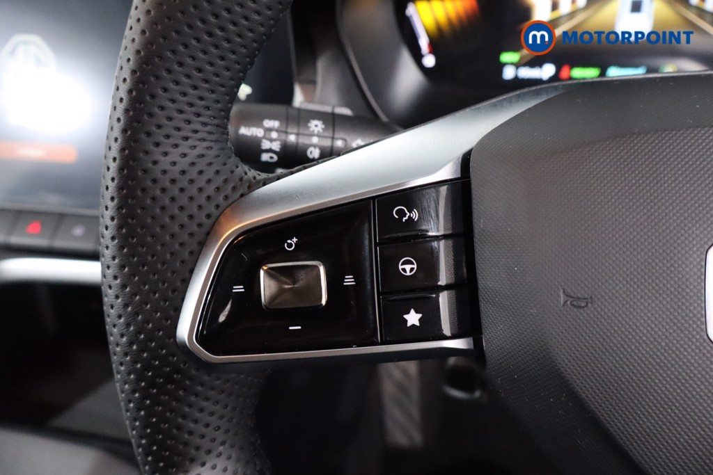 Mg Motor Uk ZS Trophy Automatic Petrol-Electric Hybrid SUV - Stock Number (1617069) - 7th supplementary image