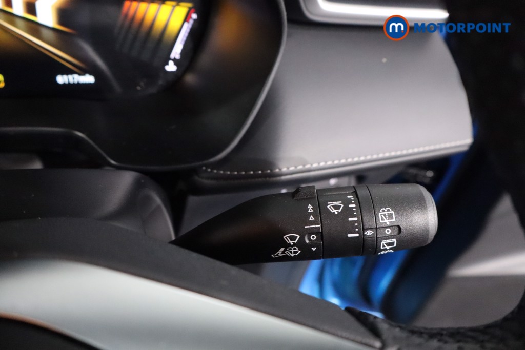 Mg Motor Uk ZS Trophy Automatic Petrol-Electric Hybrid SUV - Stock Number (1617069) - 15th supplementary image