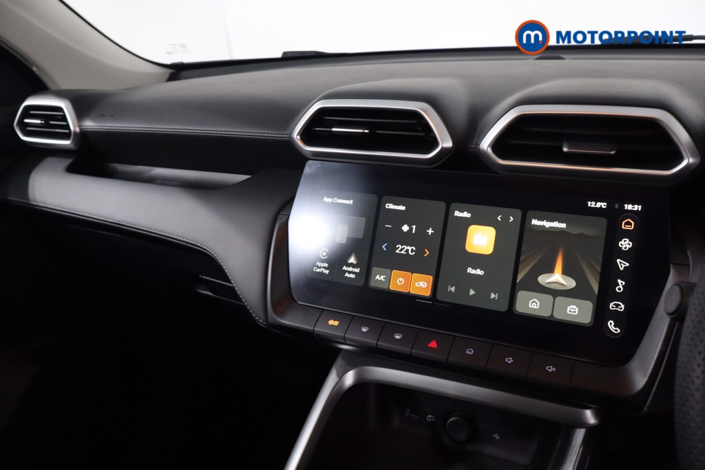 Mg Motor Uk ZS Trophy Automatic Petrol-Electric Hybrid SUV - Stock Number (1617069) - 19th supplementary image