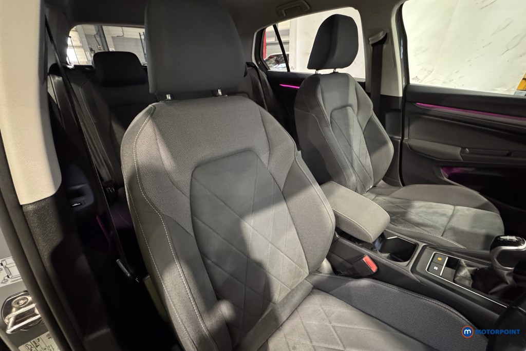 Volkswagen Golf Style Manual Petrol Hatchback - Stock Number (1617392) - 7th supplementary image