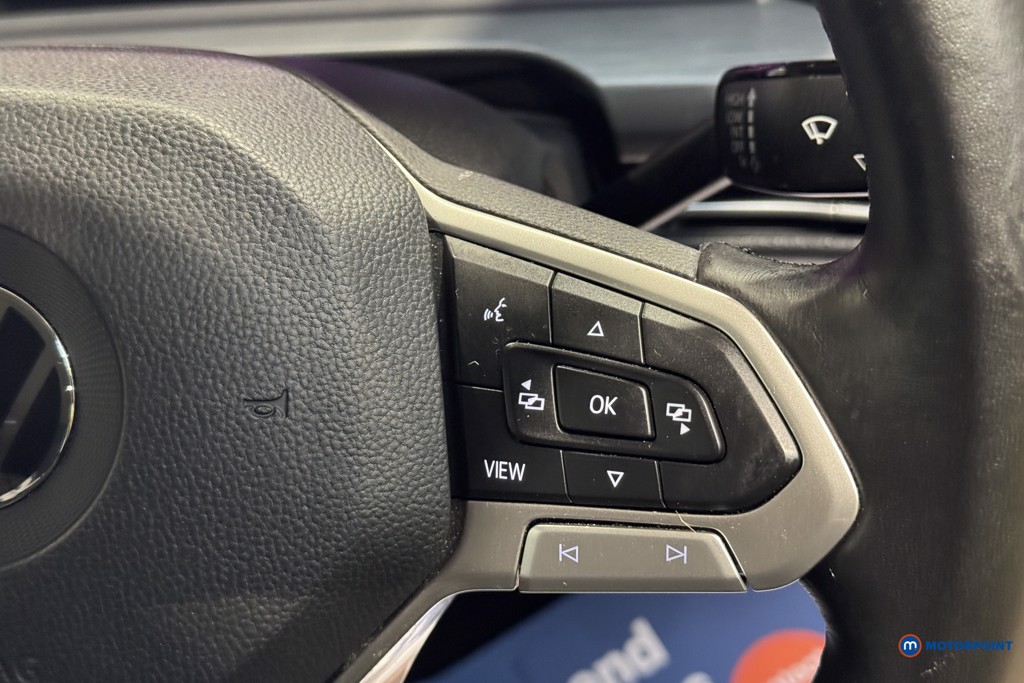 Volkswagen Golf Style Manual Petrol Hatchback - Stock Number (1617392) - 10th supplementary image