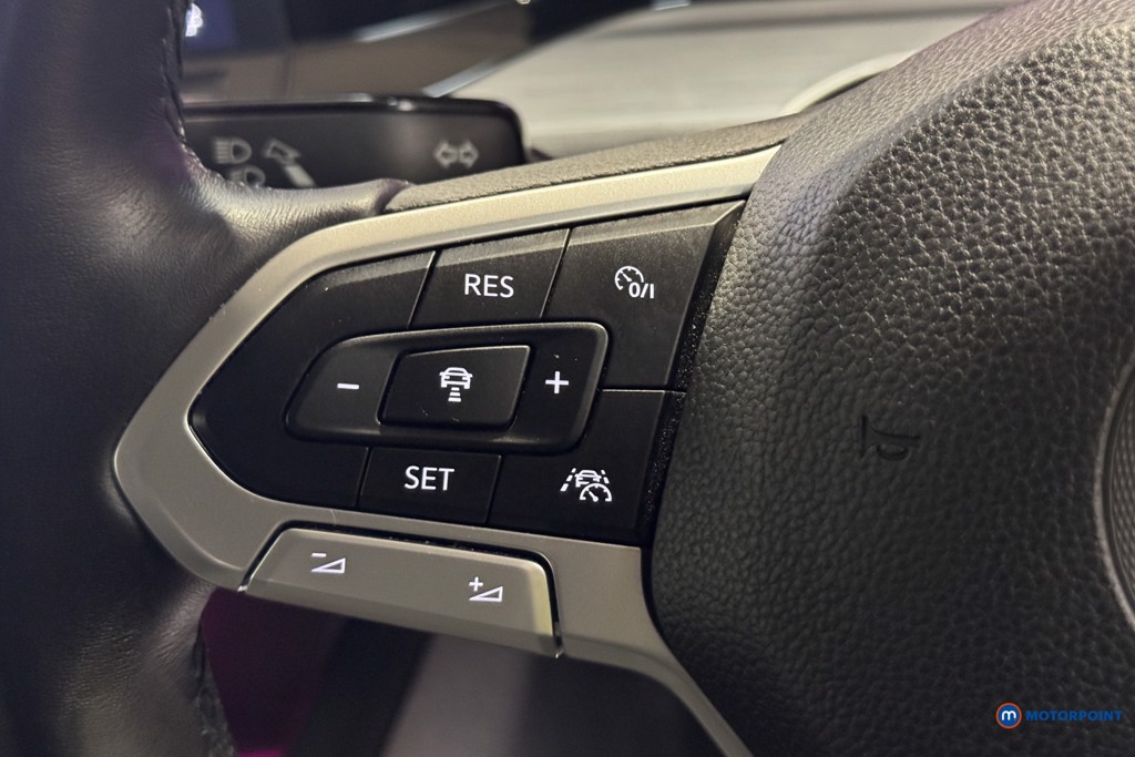 Volkswagen Golf Style Manual Petrol Hatchback - Stock Number (1617392) - 11th supplementary image