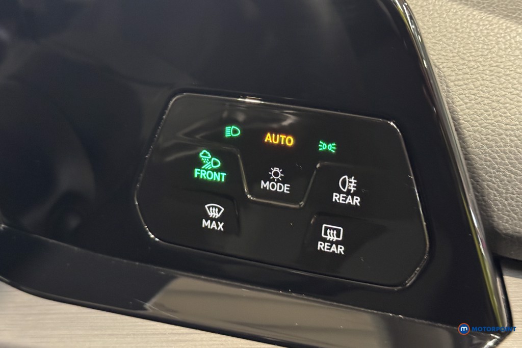 Volkswagen Golf Style Manual Petrol Hatchback - Stock Number (1617392) - 12th supplementary image