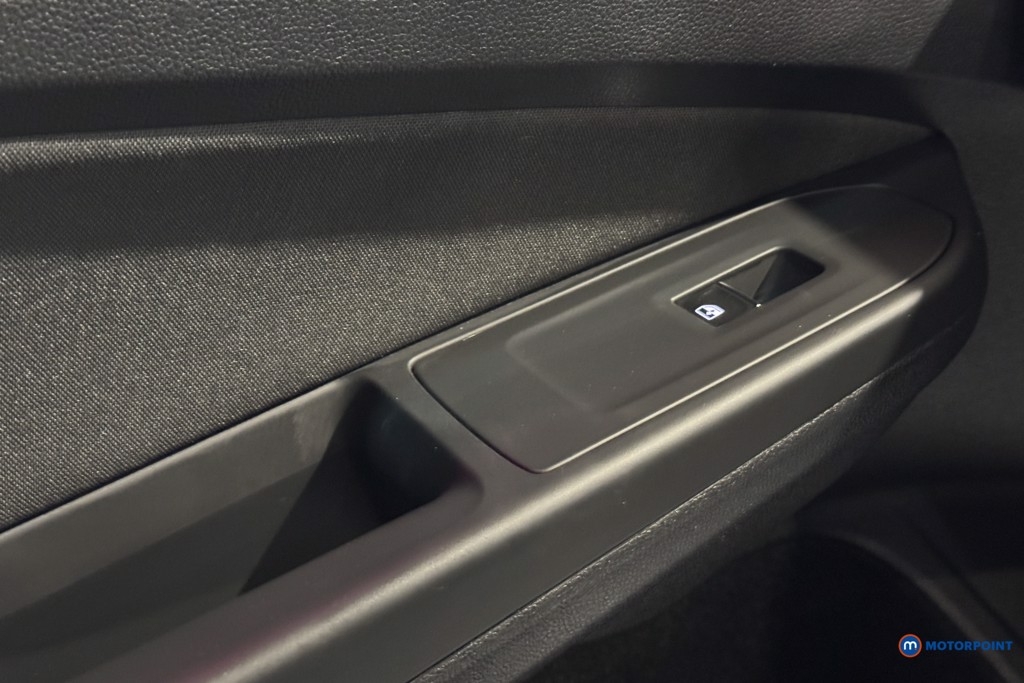 Volkswagen Golf Style Manual Petrol Hatchback - Stock Number (1617392) - 14th supplementary image