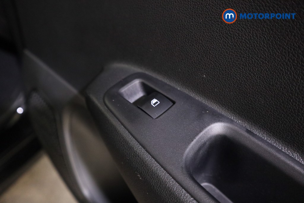 Hyundai I10 Advance Automatic Petrol Hatchback - Stock Number (1618053) - 19th supplementary image