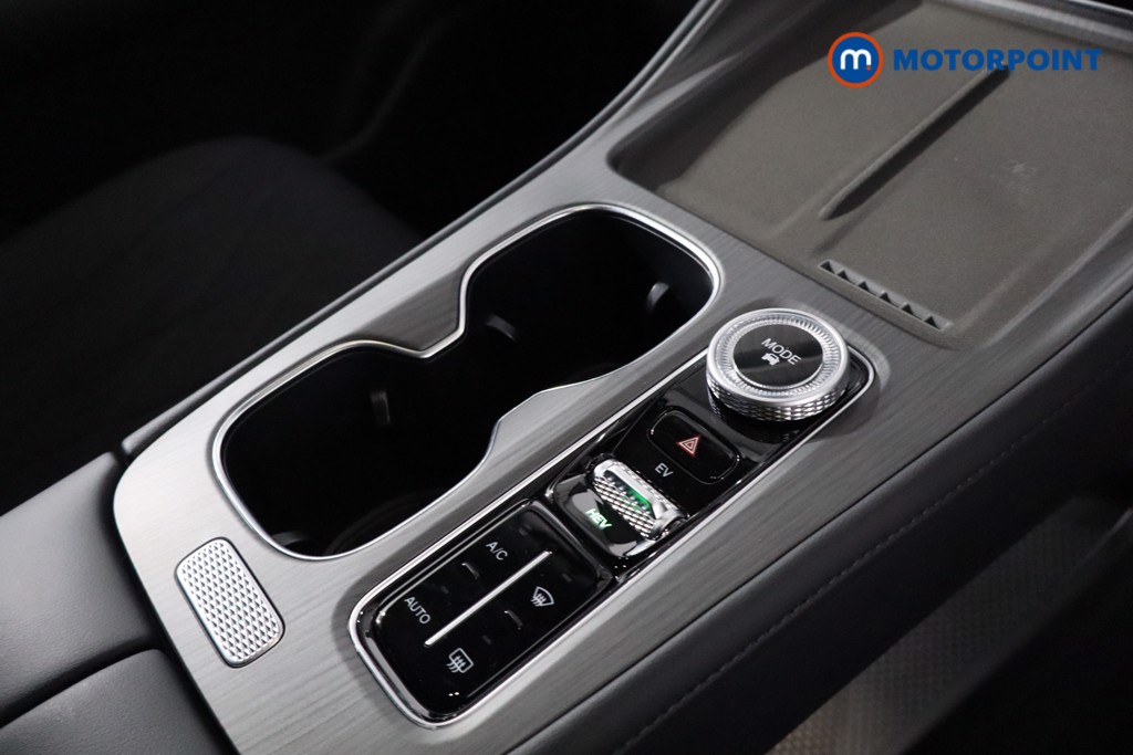 Chery Tiggo 8 Summit Automatic Petrol Plug-In Hybrid SUV - Stock Number (1619390) - 18th supplementary image