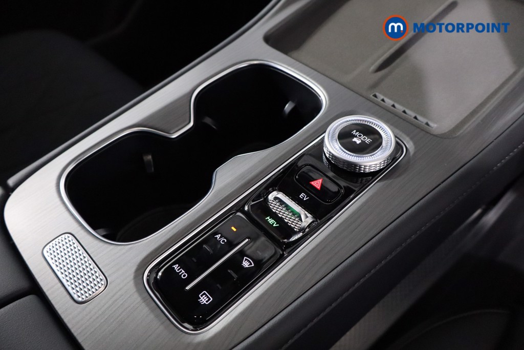 Chery Tiggo 8 Summit Automatic Petrol Plug-In Hybrid SUV - Stock Number (1619392) - 18th supplementary image