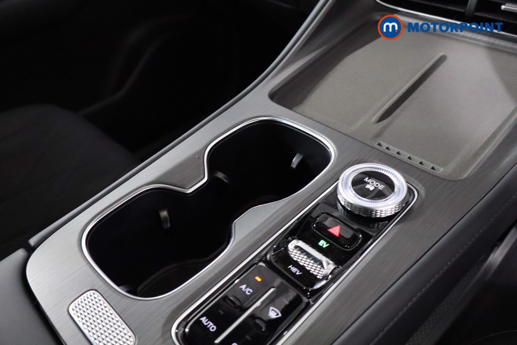 Chery Tiggo 8 Summit Automatic Petrol Plug-In Hybrid SUV - Stock Number (1619394) - 18th supplementary image