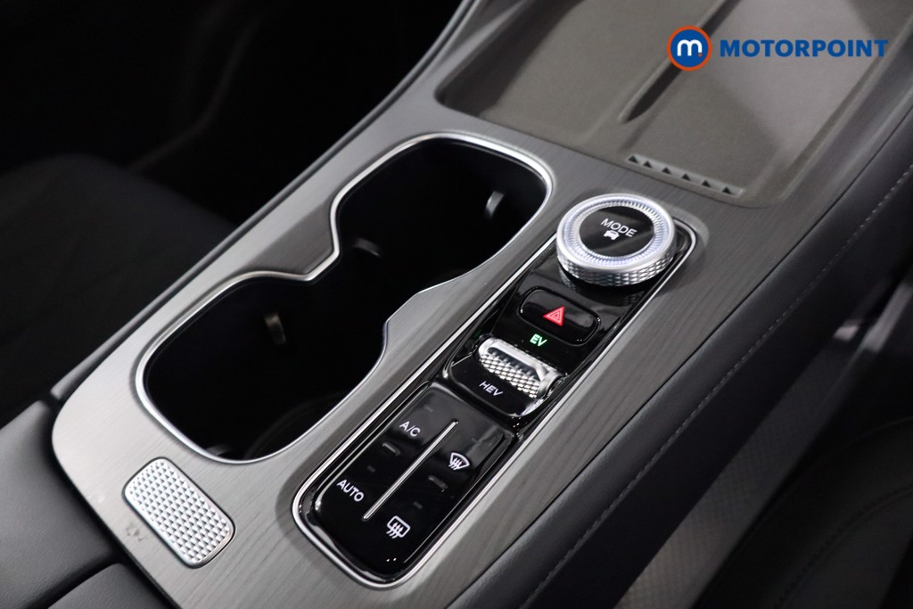 Chery Tiggo 8 Summit Automatic Petrol Plug-In Hybrid SUV - Stock Number (1619396) - 18th supplementary image