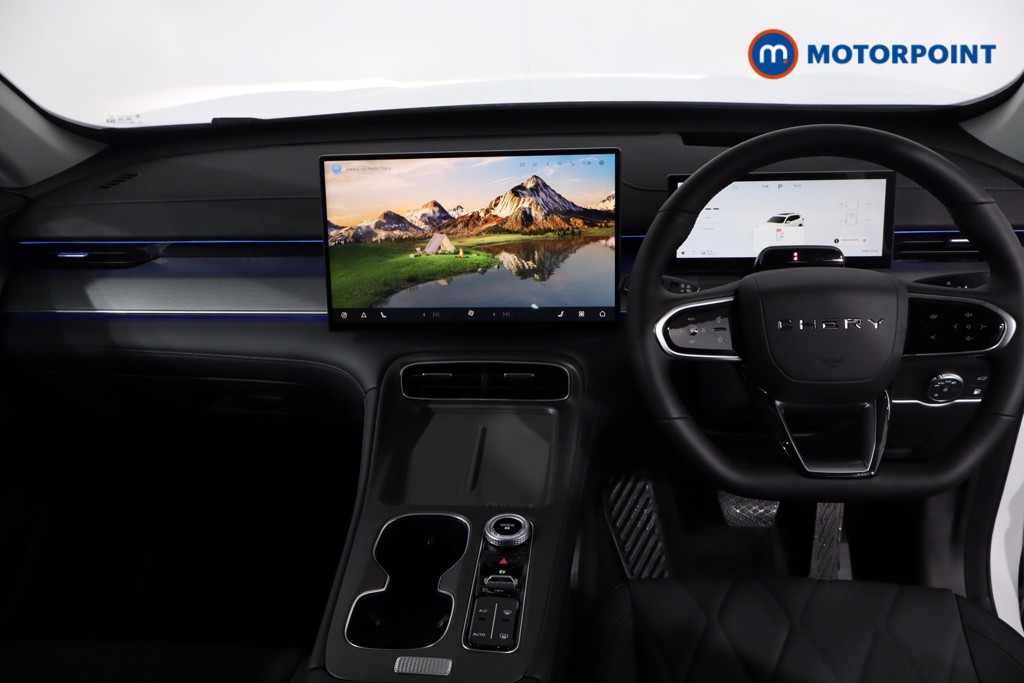 Chery Tiggo 8 Summit Automatic Petrol Plug-In Hybrid SUV - Stock Number (1619396) - 1st supplementary image