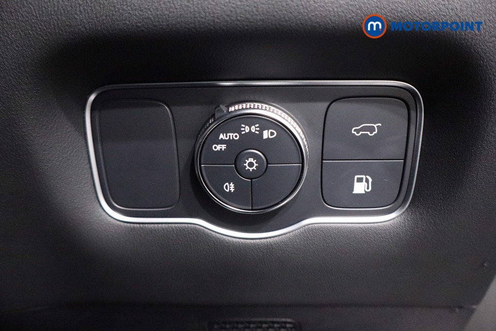 Chery Tiggo 8 Summit Automatic Petrol Plug-In Hybrid SUV - Stock Number (1619397) - 17th supplementary image