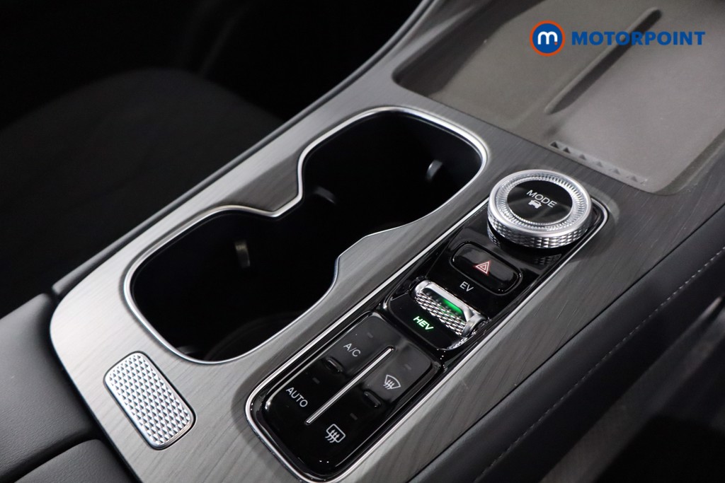 Chery Tiggo 8 Summit Automatic Petrol Plug-In Hybrid SUV - Stock Number (1619397) - 19th supplementary image