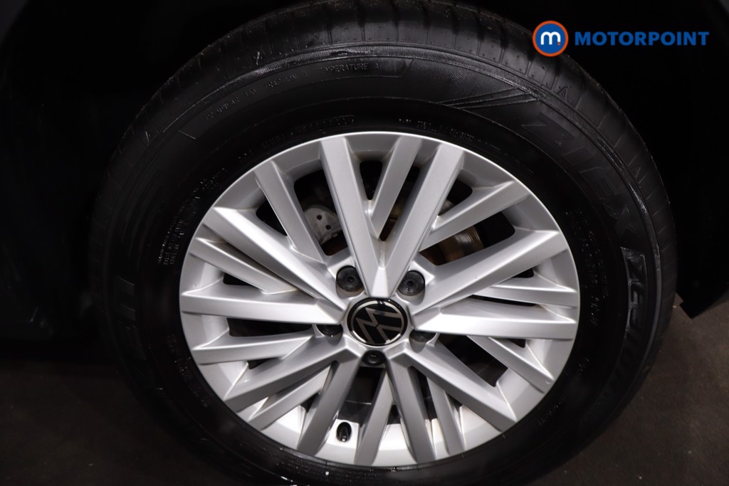 Volkswagen T-Roc Life Manual Petrol SUV - Stock Number (1620617) - 12th supplementary image