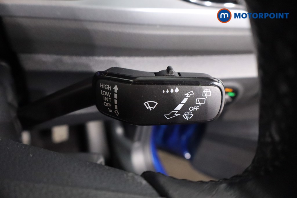 Volkswagen T-Roc Life Manual Petrol SUV - Stock Number (1620617) - 15th supplementary image