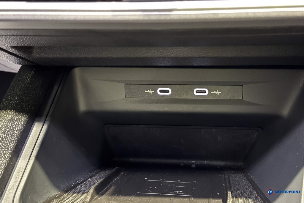 Seat Leon Fr Sport Manual Petrol Estate - Stock Number (1620966) - 17th supplementary image