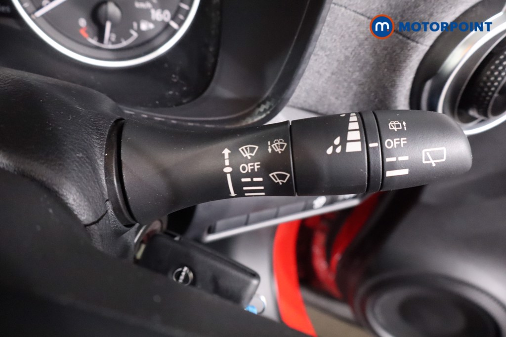 Nissan Juke Acenta Premium Manual Petrol SUV - Stock Number (1621197) - 15th supplementary image