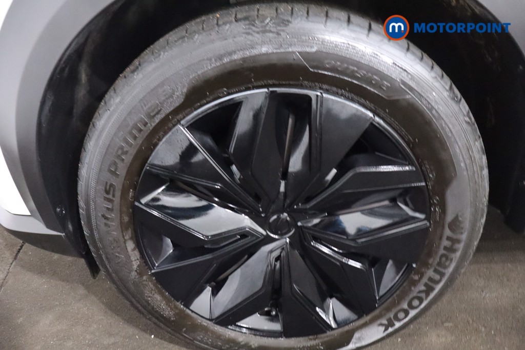 Nissan Juke Acenta Premium Manual Petrol SUV - Stock Number (1621207) - 11th supplementary image