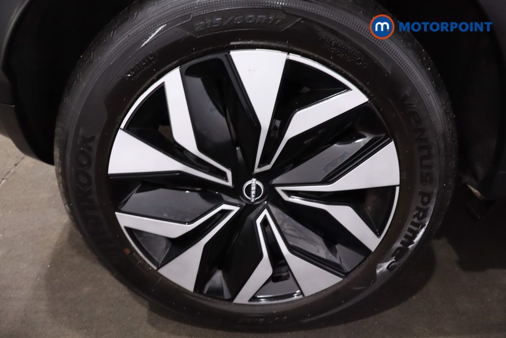 Nissan Juke Acenta Premium Manual Petrol SUV - Stock Number (1621210) - 9th supplementary image