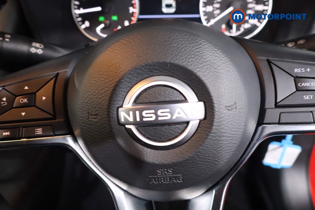 Nissan Juke Acenta Premium Manual Petrol SUV - Stock Number (1621210) - 13th supplementary image