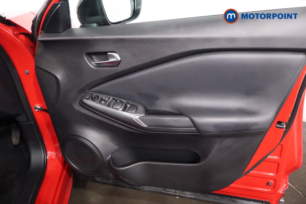 Nissan Juke Acenta Premium Manual Petrol SUV - Stock Number (1621210) - 22nd supplementary image