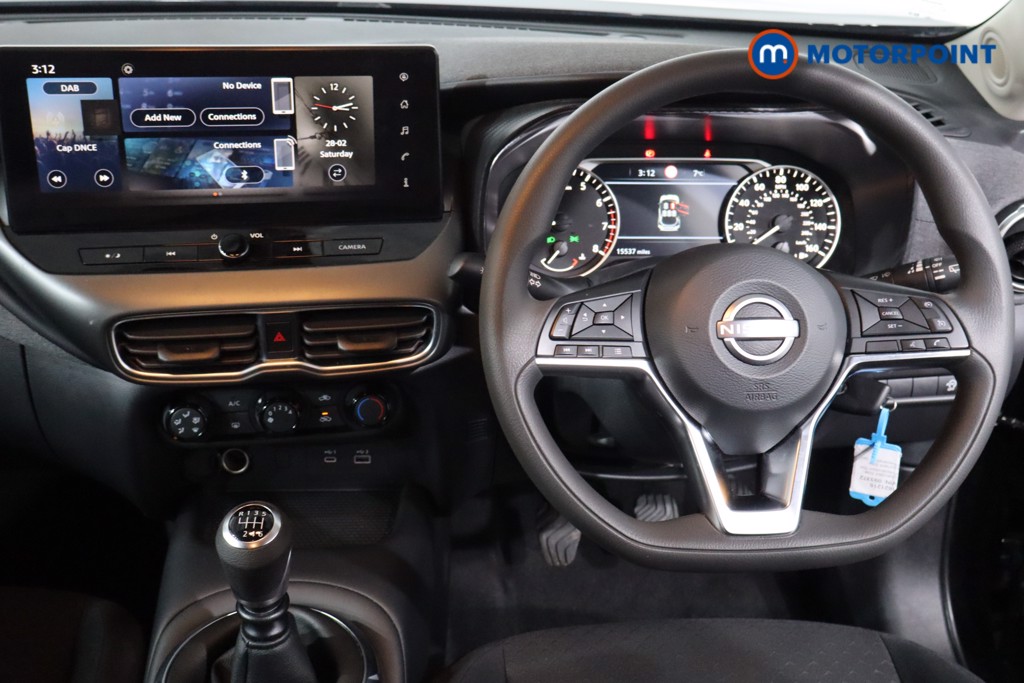 Nissan Juke Acenta Premium Manual Petrol SUV - Stock Number (1621215) - 3rd supplementary image