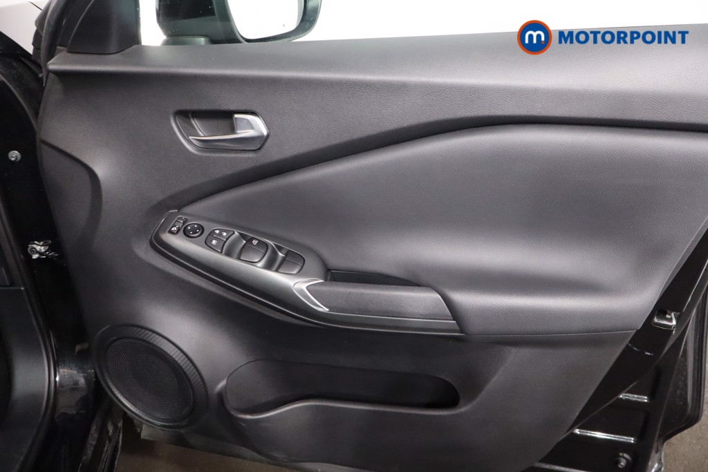 Nissan Juke Acenta Premium Manual Petrol SUV - Stock Number (1621215) - 22nd supplementary image