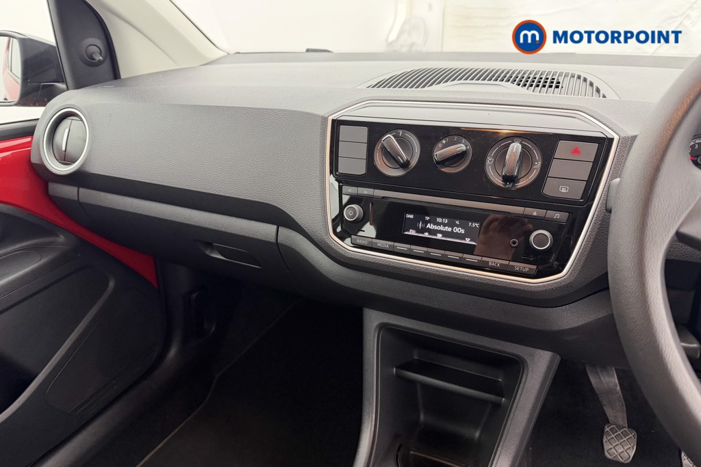 Volkswagen UP Take Up Manual Petrol Hatchback - Stock Number (1621465) - 3rd supplementary image