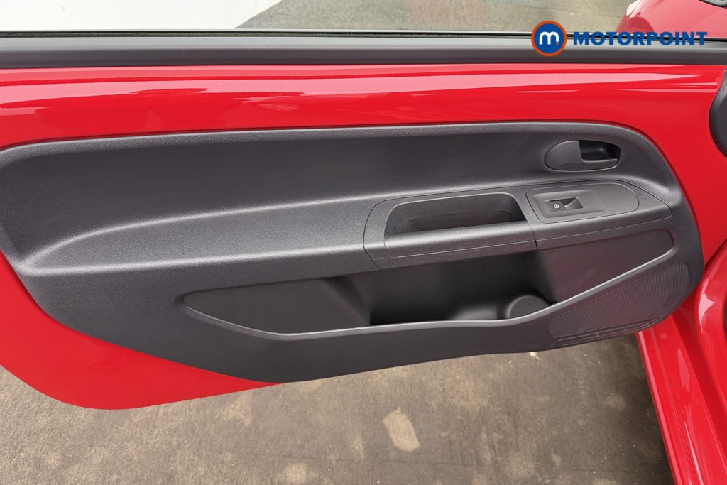 Volkswagen UP Take Up Manual Petrol Hatchback - Stock Number (1621465) - 14th supplementary image