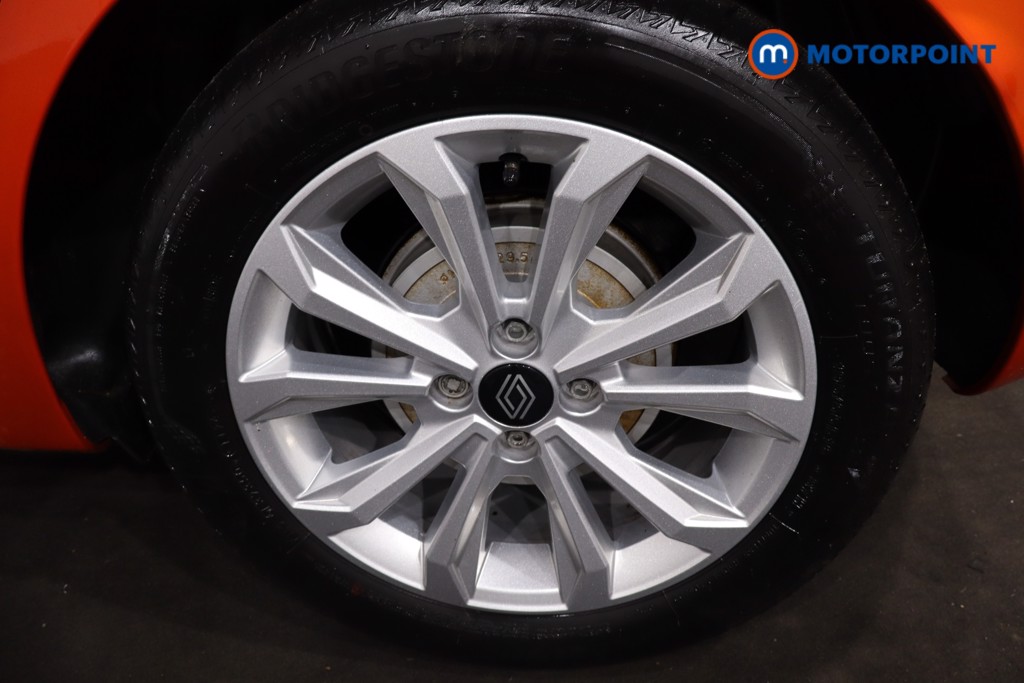 Renault Clio Evolution Automatic Petrol-Electric Hybrid Hatchback - Stock Number (1621579) - 11th supplementary image