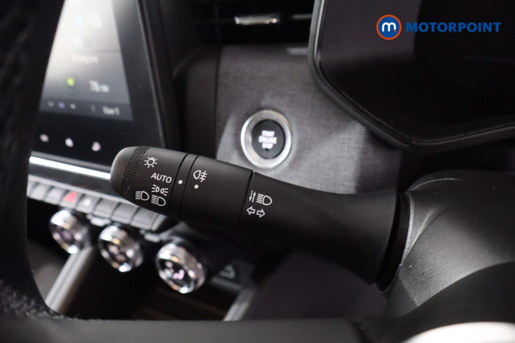 Renault Clio Evolution Automatic Petrol-Electric Hybrid Hatchback - Stock Number (1621579) - 14th supplementary image