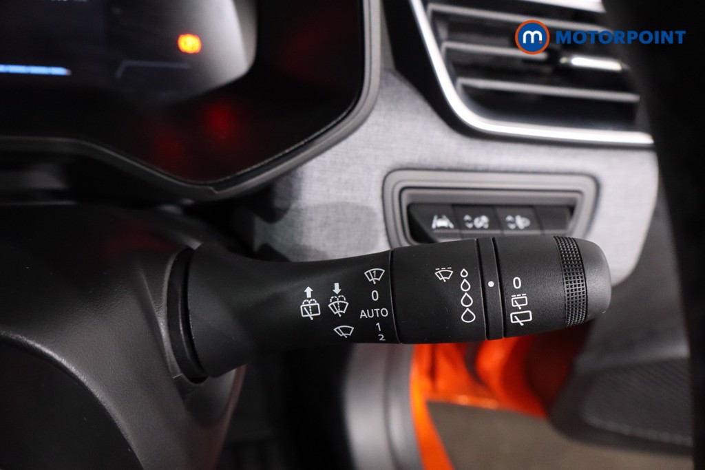 Renault Clio Evolution Automatic Petrol-Electric Hybrid Hatchback - Stock Number (1621579) - 15th supplementary image