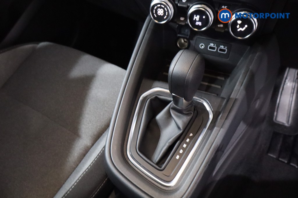 Renault Clio Evolution Automatic Petrol-Electric Hybrid Hatchback - Stock Number (1621579) - 20th supplementary image