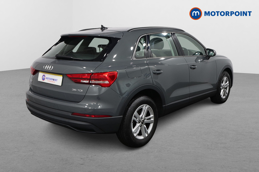 Audi Q3 Technik Automatic Diesel SUV - Stock Number (1617711) - Drivers side rear corner