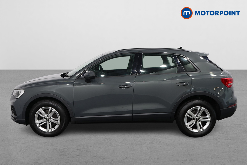 Audi Q3 Technik Automatic Diesel SUV - Stock Number (1617711) - Passenger side