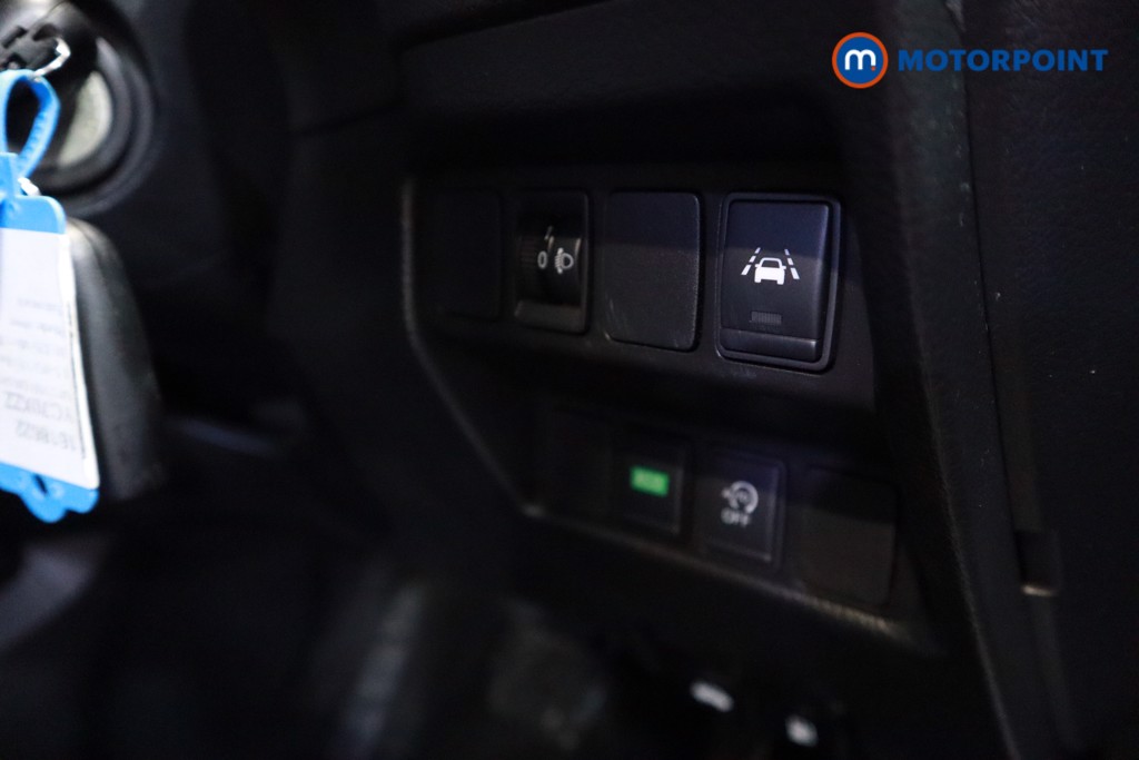 Nissan Qashqai Acenta Premium Automatic Diesel SUV - Stock Number (1618622) - 6th supplementary image