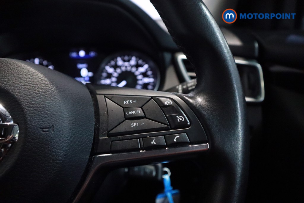 Nissan Qashqai Acenta Premium Automatic Diesel SUV - Stock Number (1618622) - 13th supplementary image