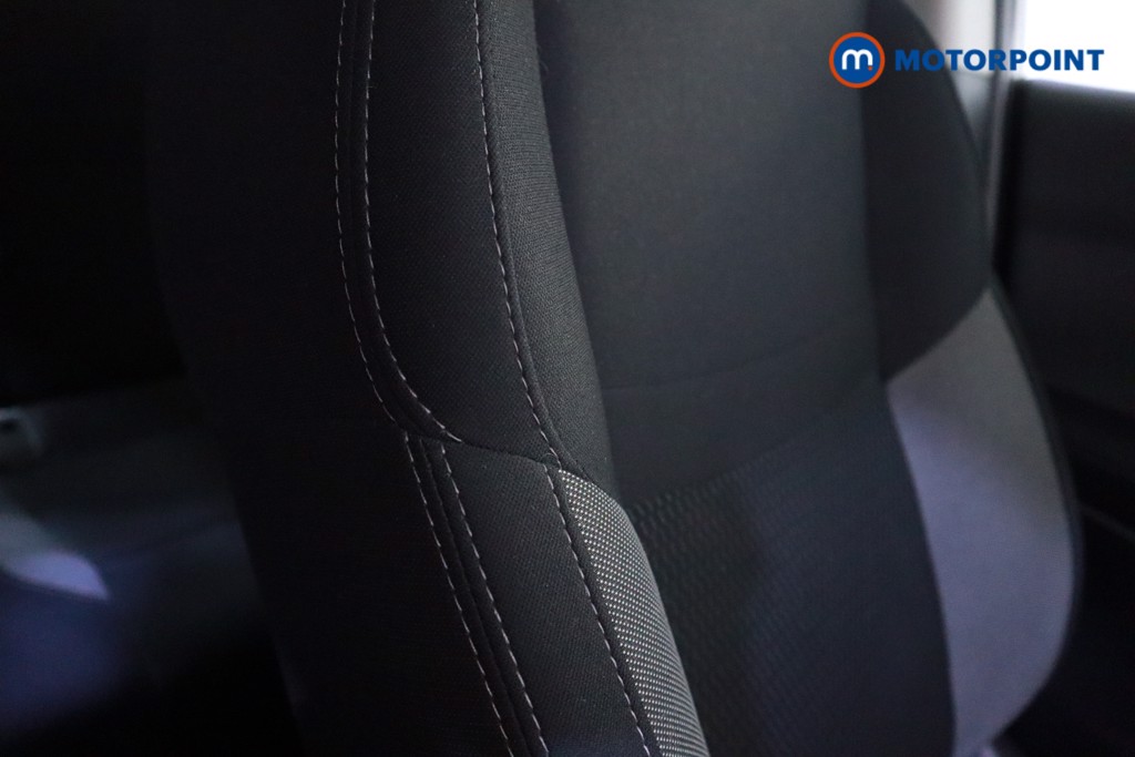 Nissan Qashqai Acenta Premium Automatic Diesel SUV - Stock Number (1618622) - 25th supplementary image