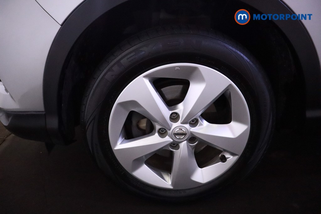 Nissan Qashqai Acenta Premium Automatic Diesel SUV - Stock Number (1618622) - 34th supplementary image