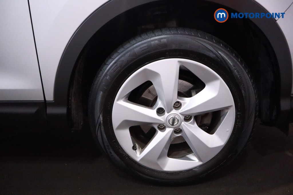 Nissan Qashqai Acenta Premium Automatic Diesel SUV - Stock Number (1618622) - 35th supplementary image