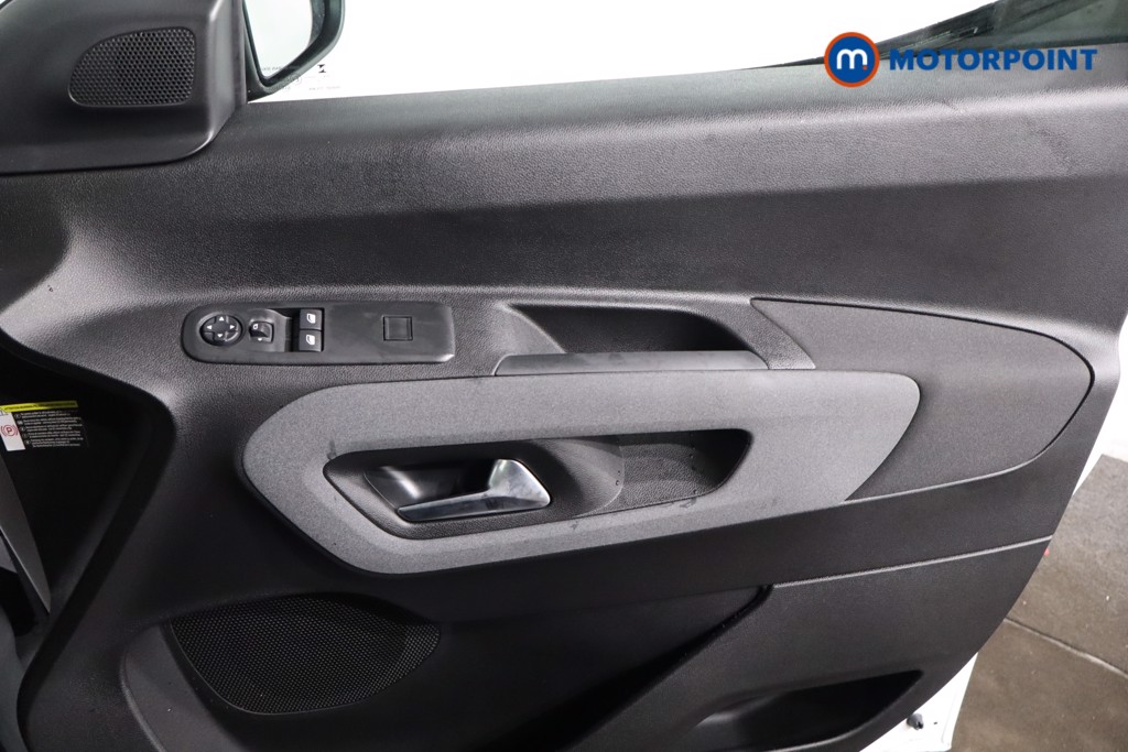 Peugeot Rifter Allure Automatic Electric People Carrier - Stock Number (1619429) - 18th supplementary image