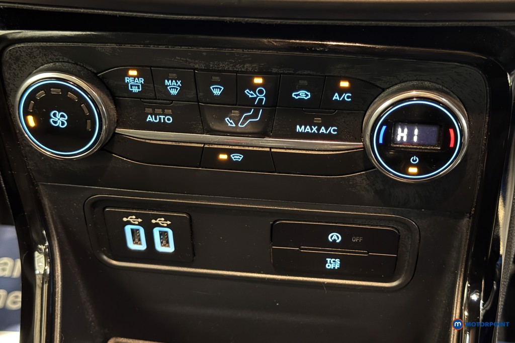 Ford Ecosport Titanium Manual Petrol SUV - Stock Number (1619980) - 19th supplementary image